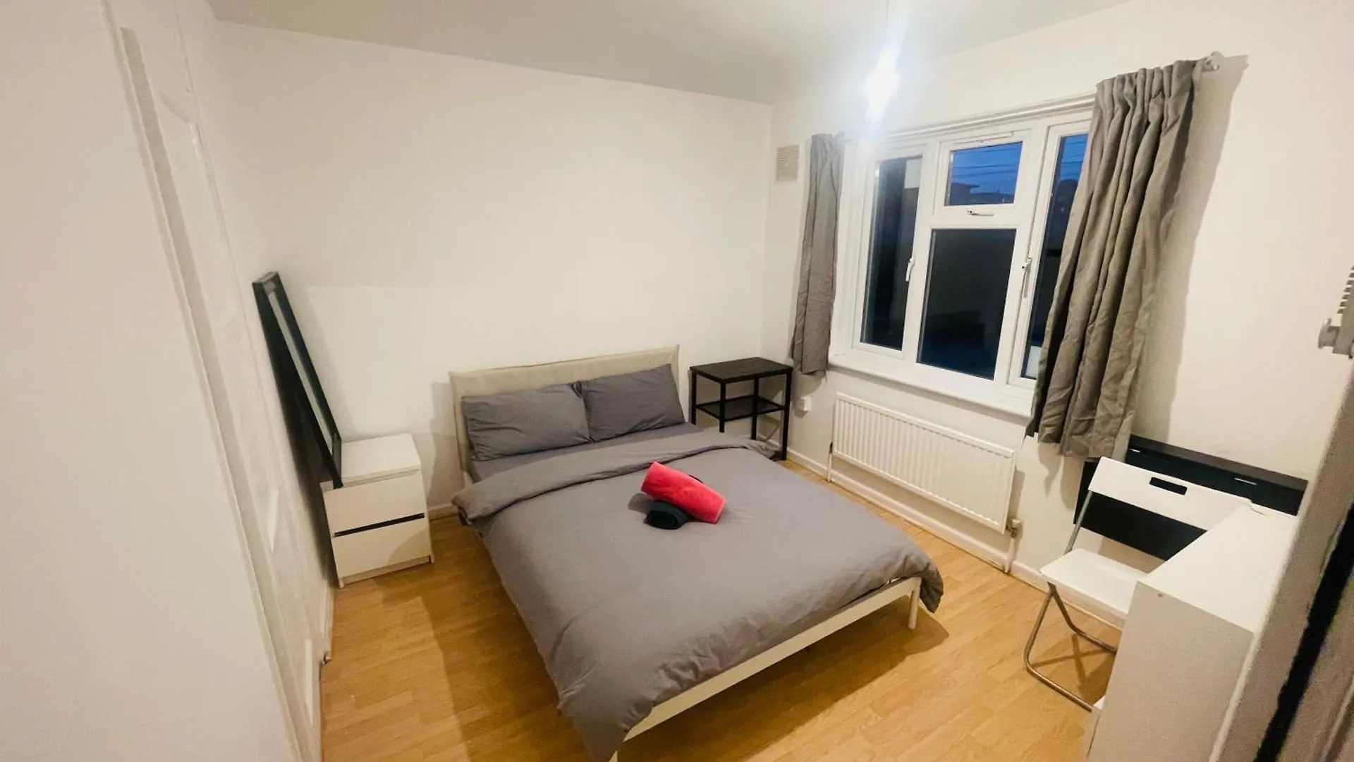 Homestay Double Room Near Canary Wharf 28 London