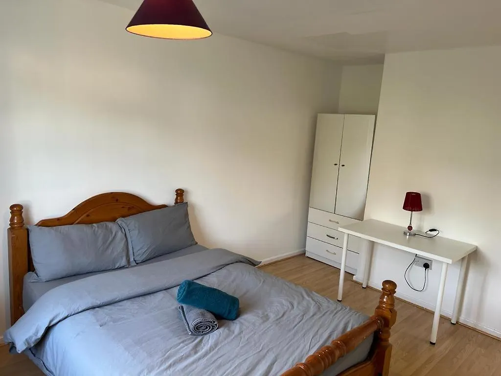 Homestay Double Room Near Canary Wharf 28 London