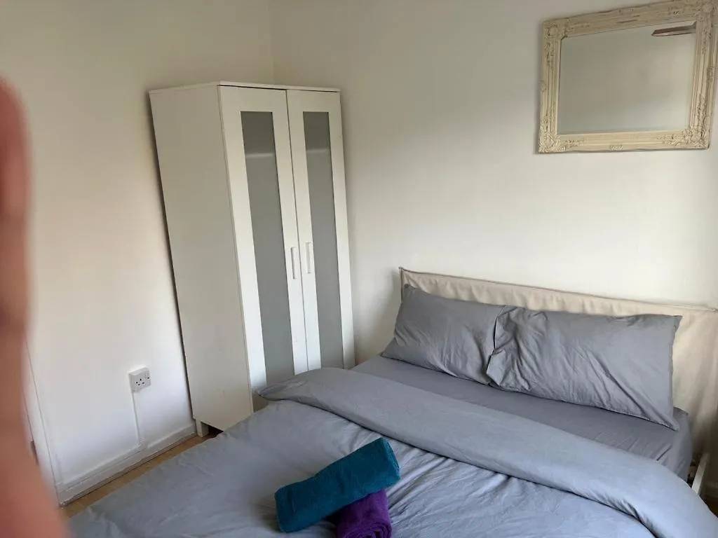Homestay Double Room Near Canary Wharf 28 London